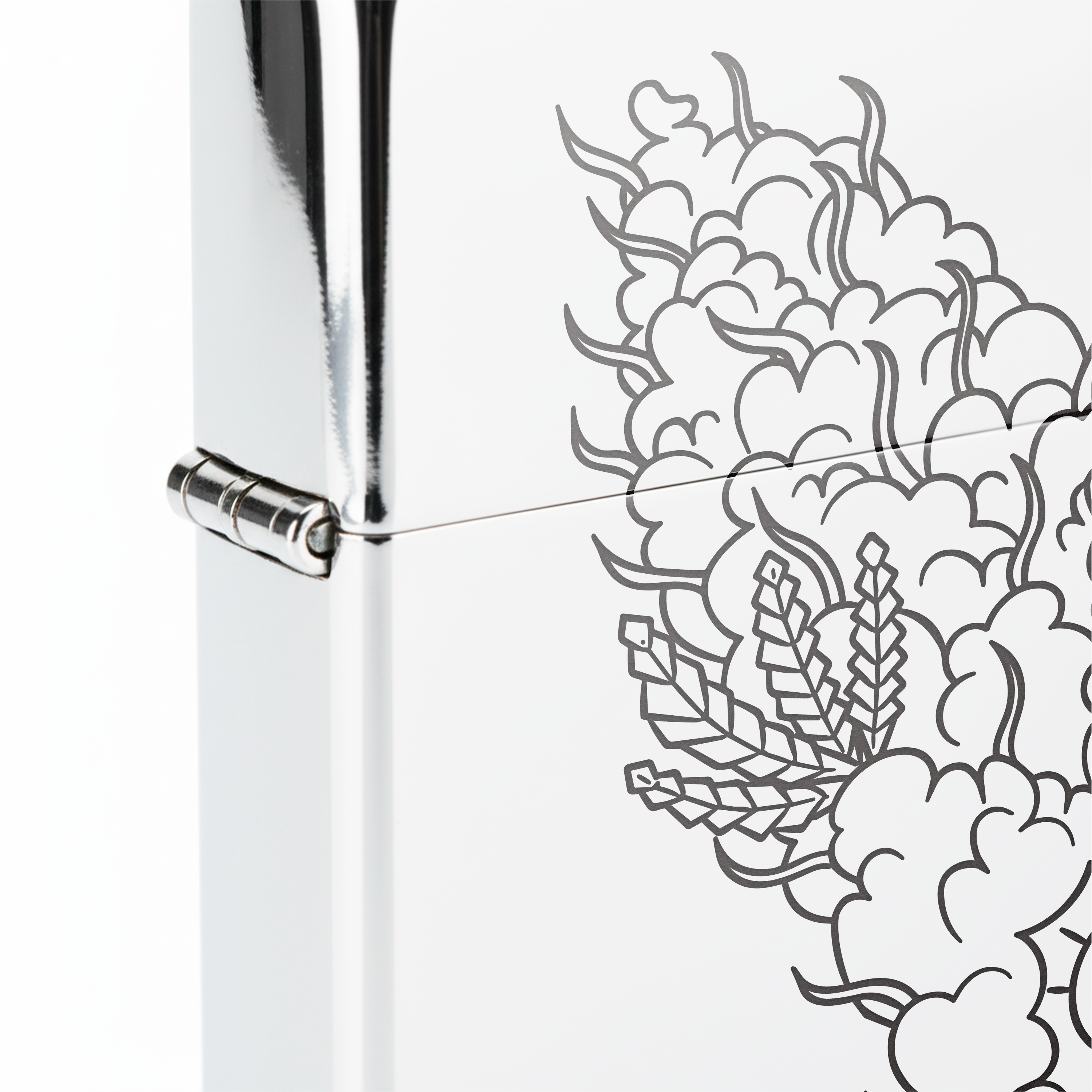 Isqueiro Cromado Polido 'Stoner Marge'