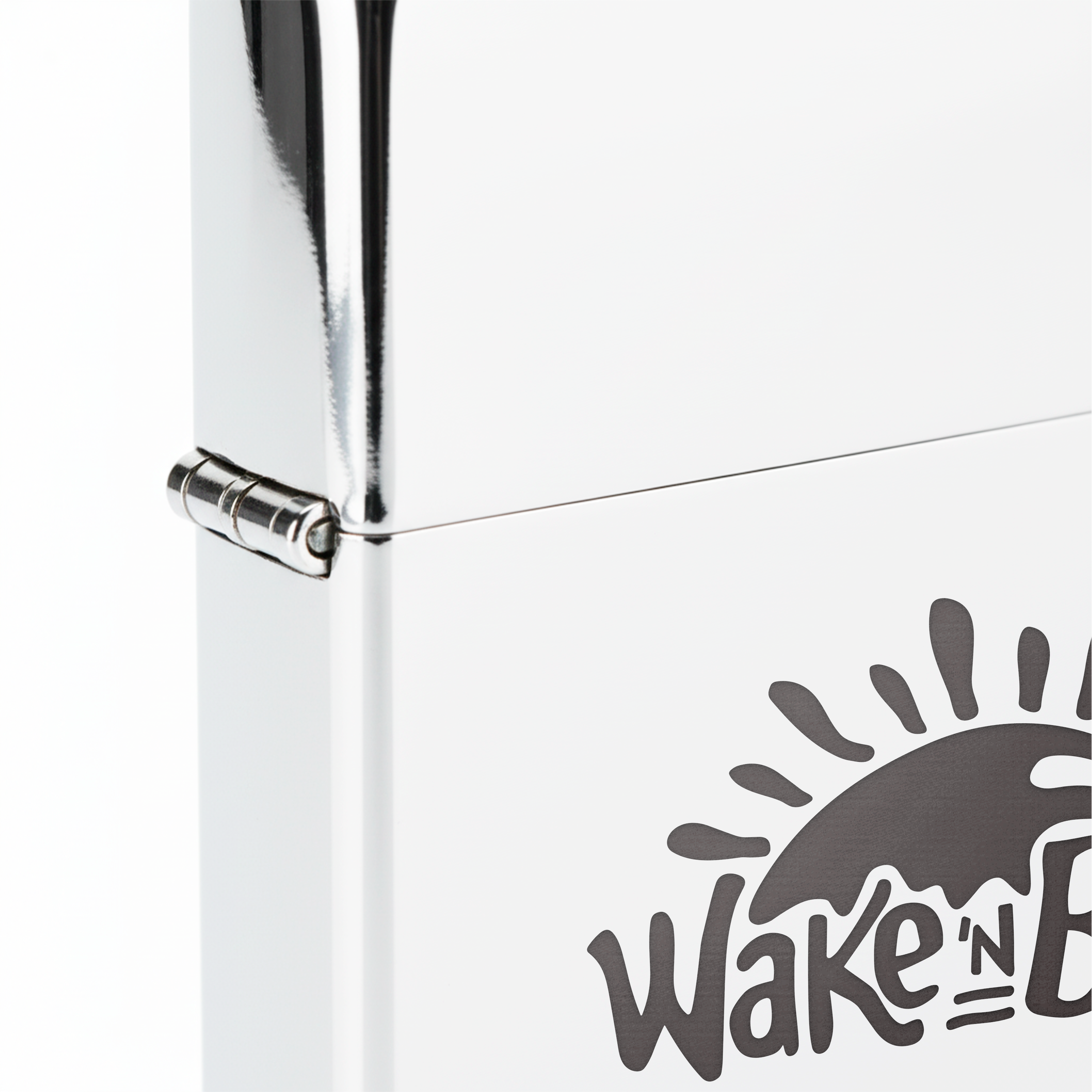 Isqueiro Cromado Polido 'Wake N Bake'