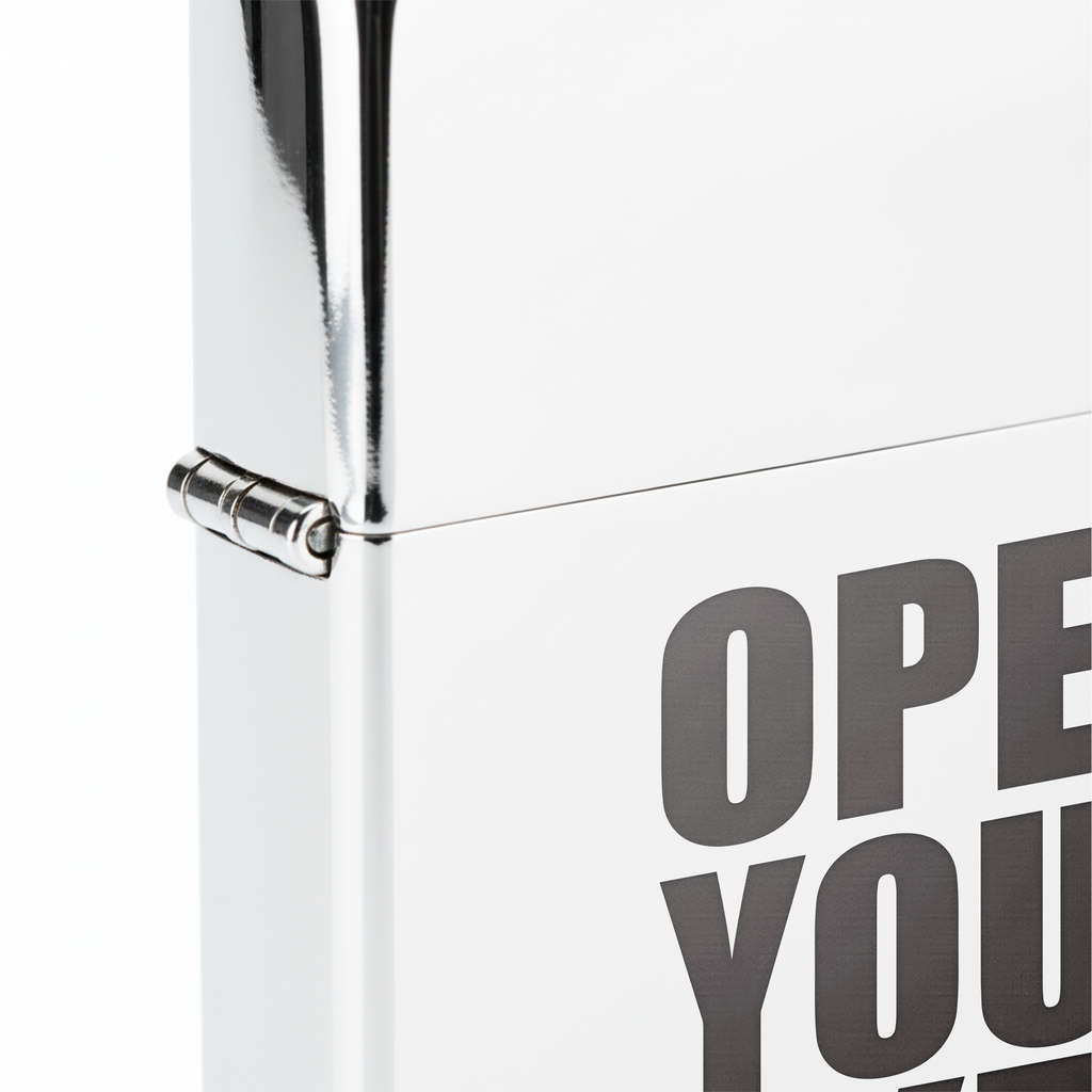 Isqueiro Cromado Polido 'Open Your Eyes'