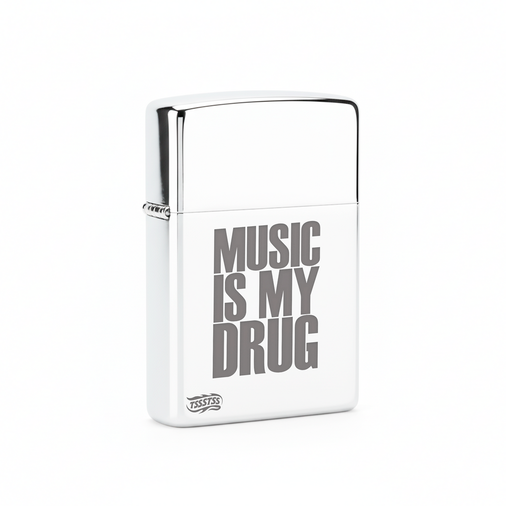Isqueiro Cromado Polido 'Music Is My Drug' detalhe 3