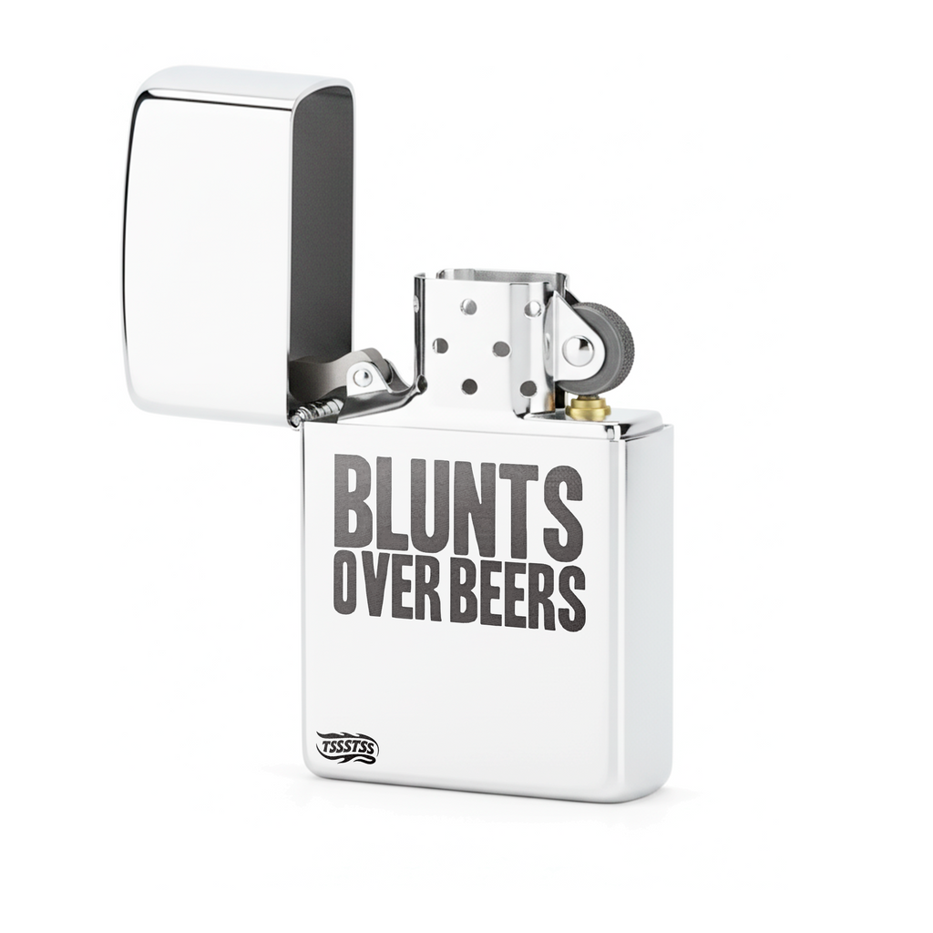 Isqueiro Cromado Polido 'Blunts Over Beers' detalhe 2