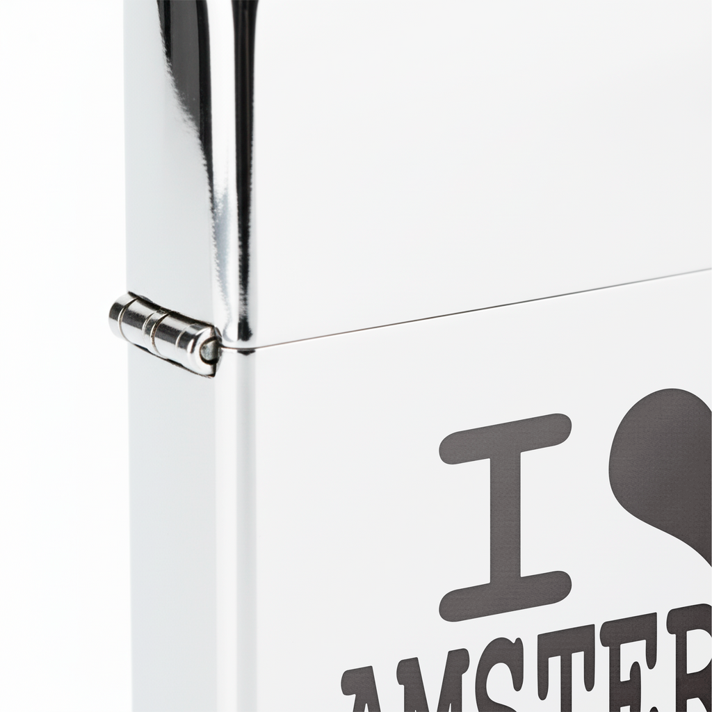 Isqueiro Cromado Polido 'I Love Amsterdam' detalhe 5